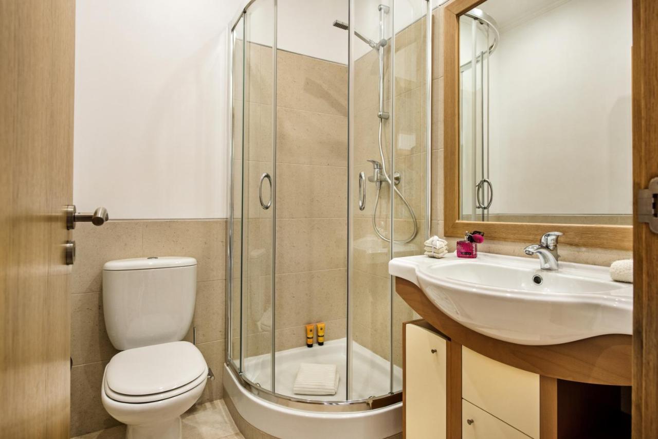 Modern And Spacious Two Bedroom Apartment Carvoeiro  Esterno foto